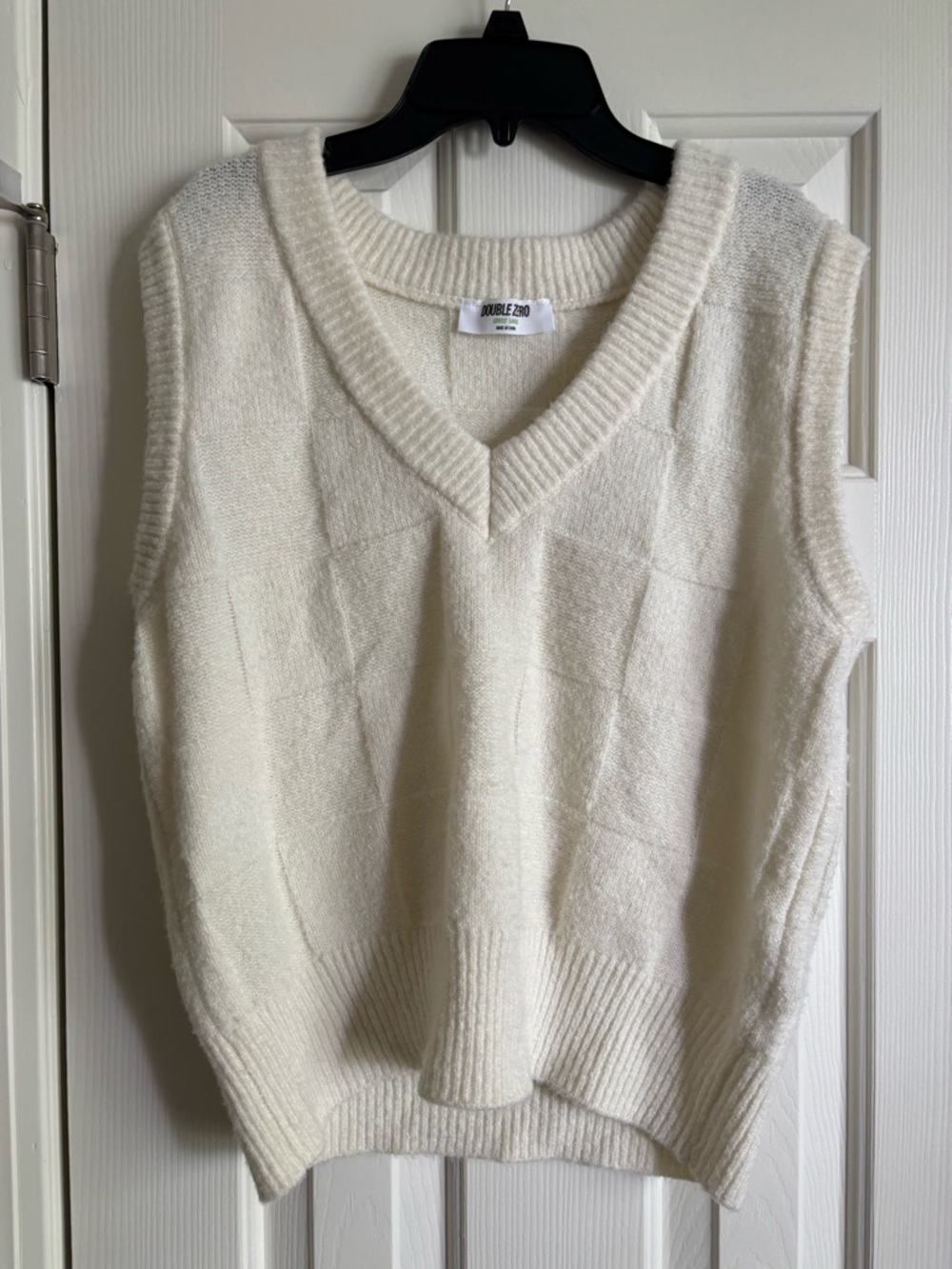 Large Cream V-Neck Knit Sweater Vest